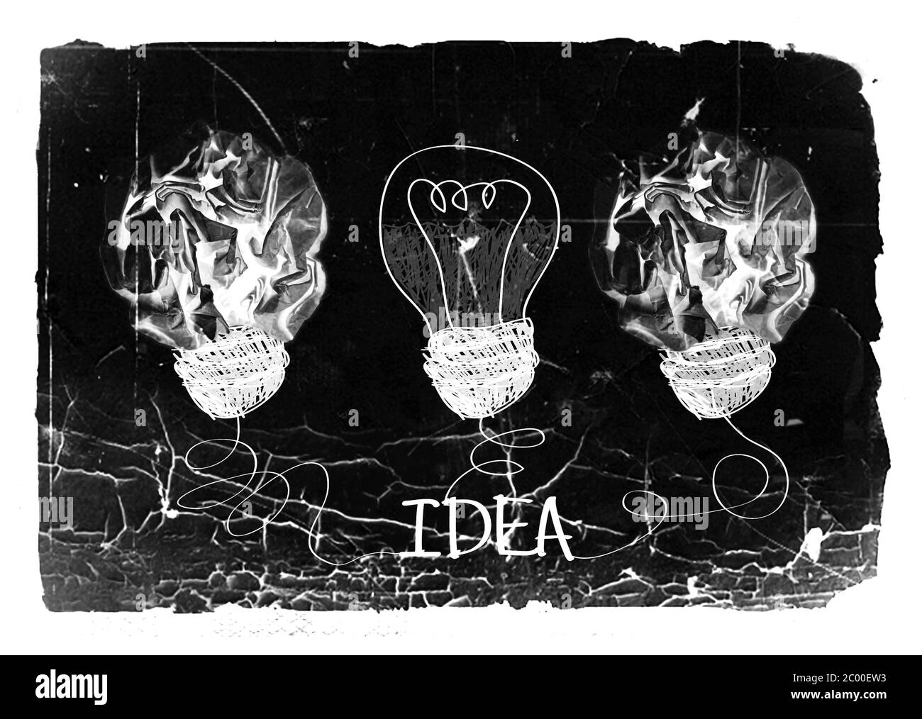 Konzept, zerknittertes Papier Glühbirne Metapher für gute Idee Stockfoto