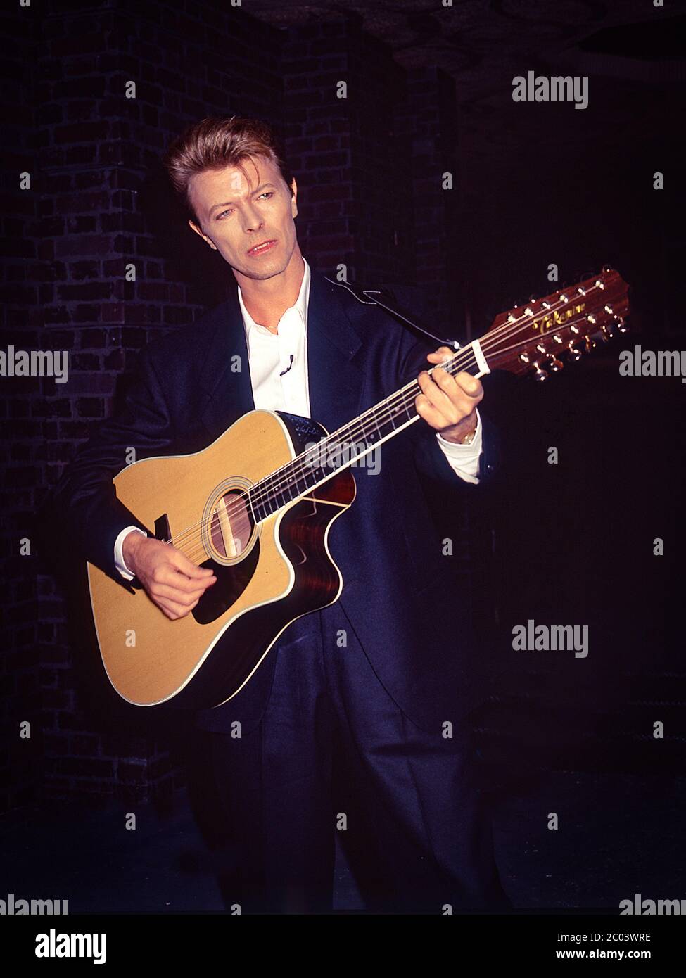 David Bowie bei der Vorstellung der Greatest Hits Tour Sound + Vision im Rainbow Theatre, London Januar 1990 Stockfoto