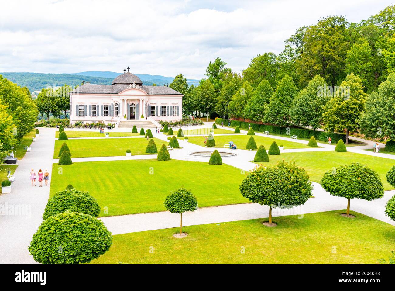 Klostergarten Melk mit barockem Pavillon, Melk, Österreich. Stockfoto