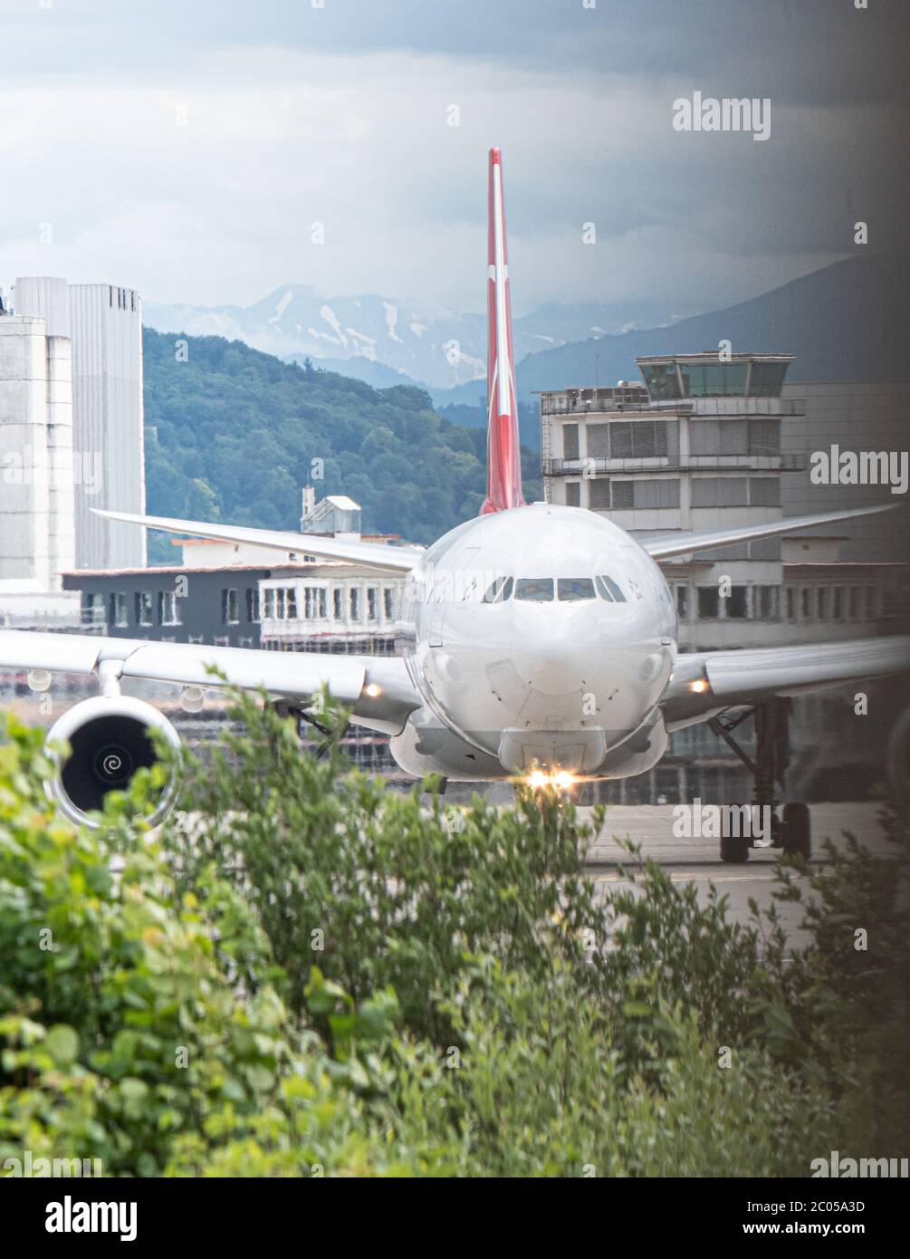 Turkish Cargo Flugzeug rollt bei ZRH Stockfoto