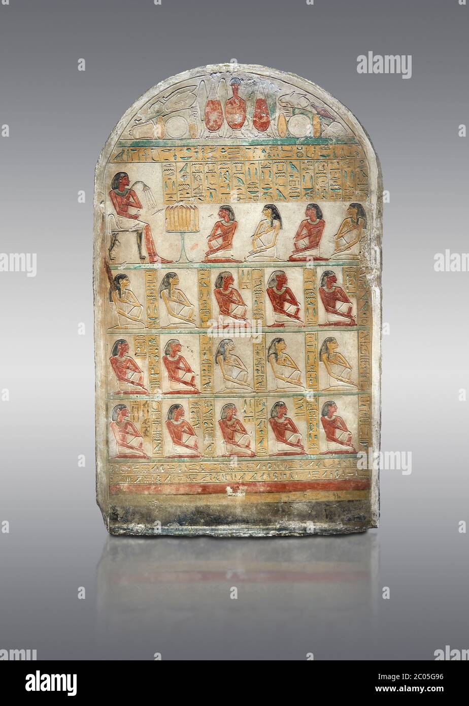 Alte ägyptische Familienstele des Hauptschreibers Horhernakht, Sohn von Khety, Mittleres Königreich, 2. Hälfte der 12. Dynastie (1850-1759 BC). Ägyptisches Museum, Tu Stockfoto