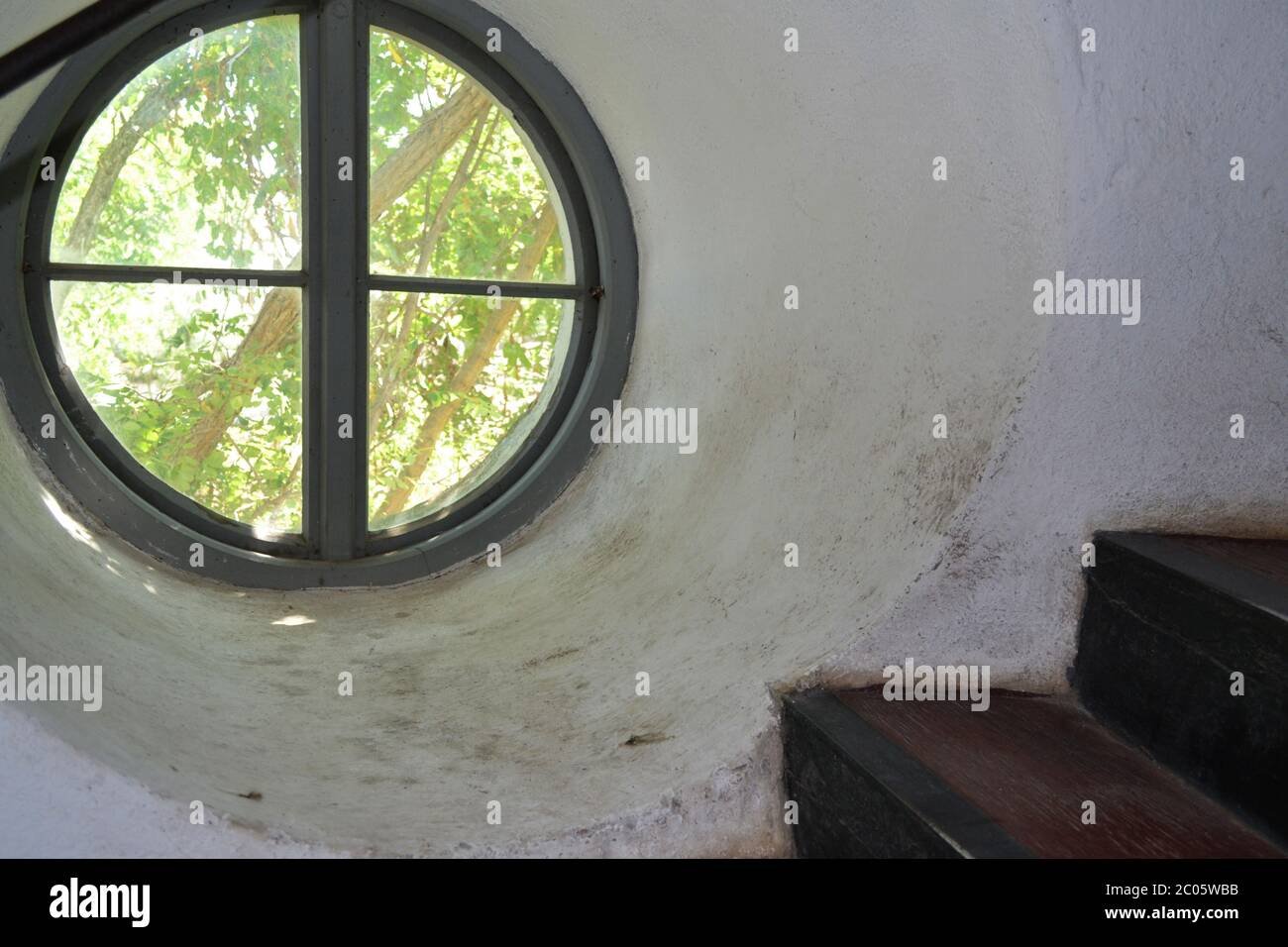 Kleines Fenster eines Leuchtturms Stockfoto Kleines Fenster eines Leuchtturms Stockfoto