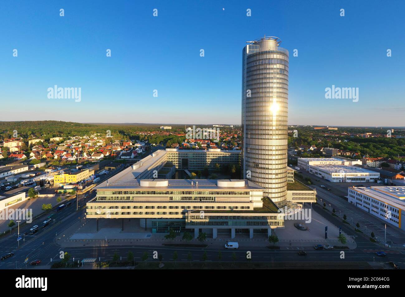 Gebäudekomplex, Business Tower Nürnberg, BTN, Höhe 135m, Nürnberger Versicherung, Ostendstr. 100, Kreis Tullnau, Nürnberg, Mittelfranken, Stockfoto