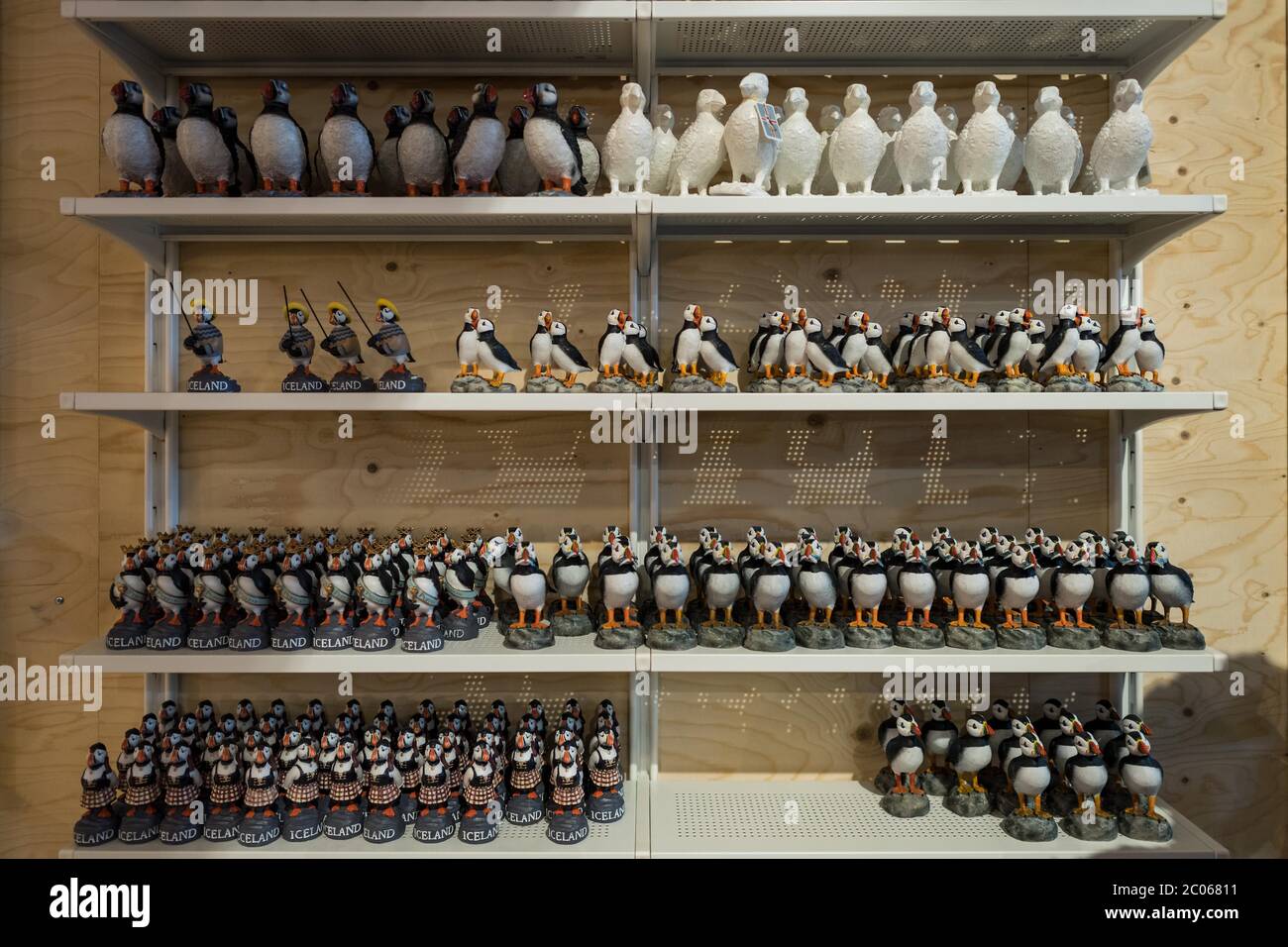 Puffin Figuren, Geyser, Island Stockfoto