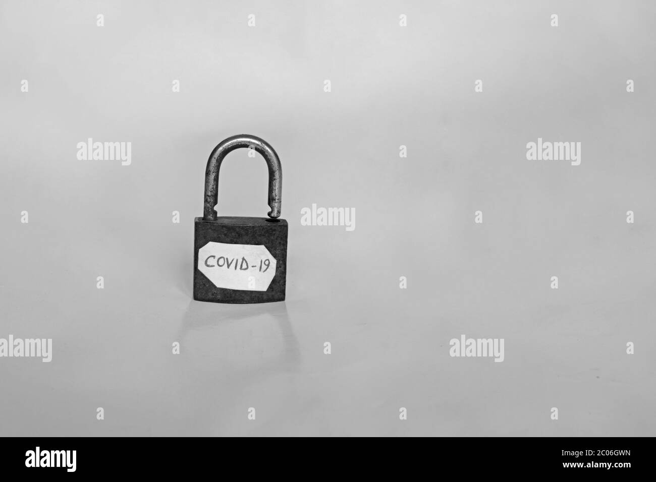 Sperren Sie die Wohnung in dieser Zeit der Viruspandemie Stockfoto