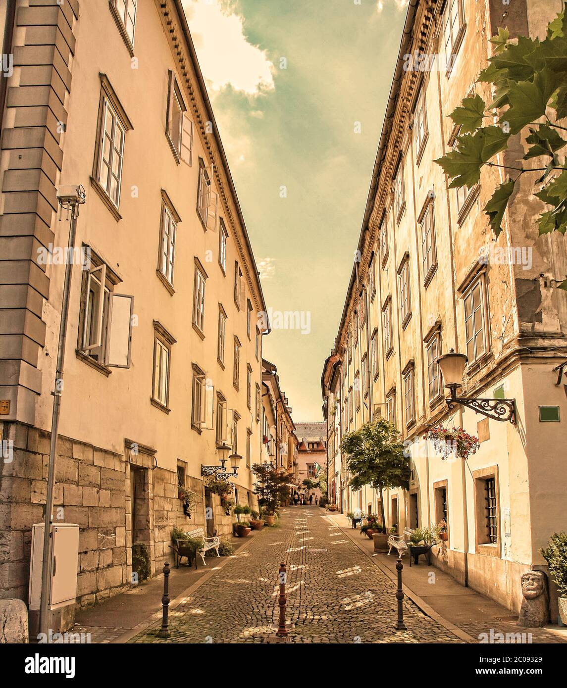 Straße in der Altstadt von Ljubljana, Slowenien. Stockfoto