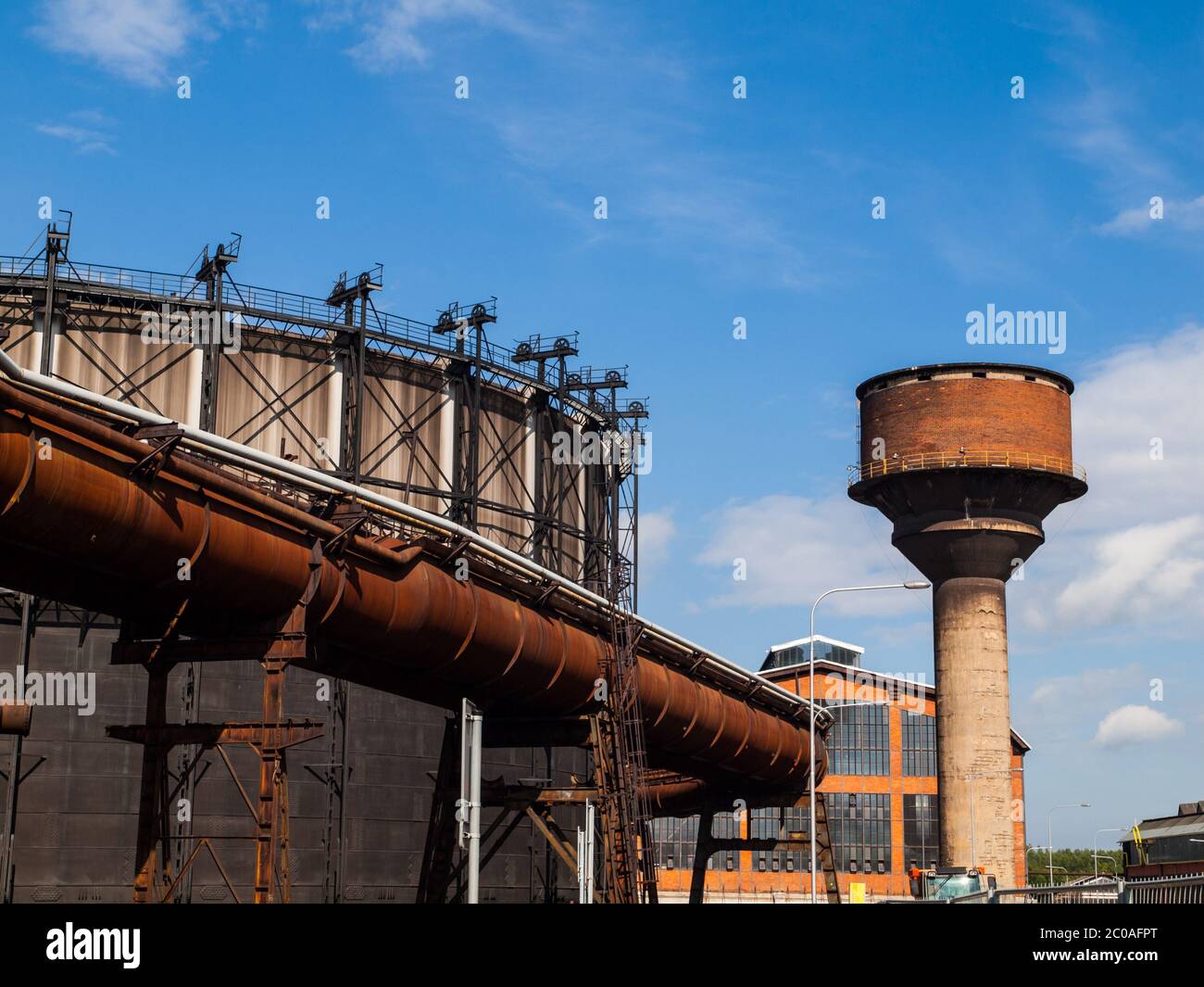Renovierter Gashalter im Industriegebiet, Dolni Vitkovice, Ostrava, Tschechische Republik Stockfoto