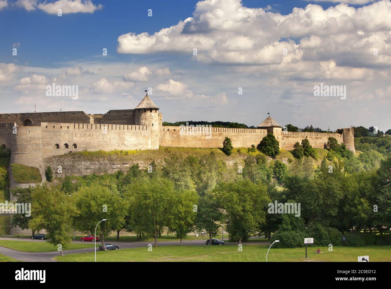Ivangorod Festung an der Grenze zwischen Russland und Est Stockfoto