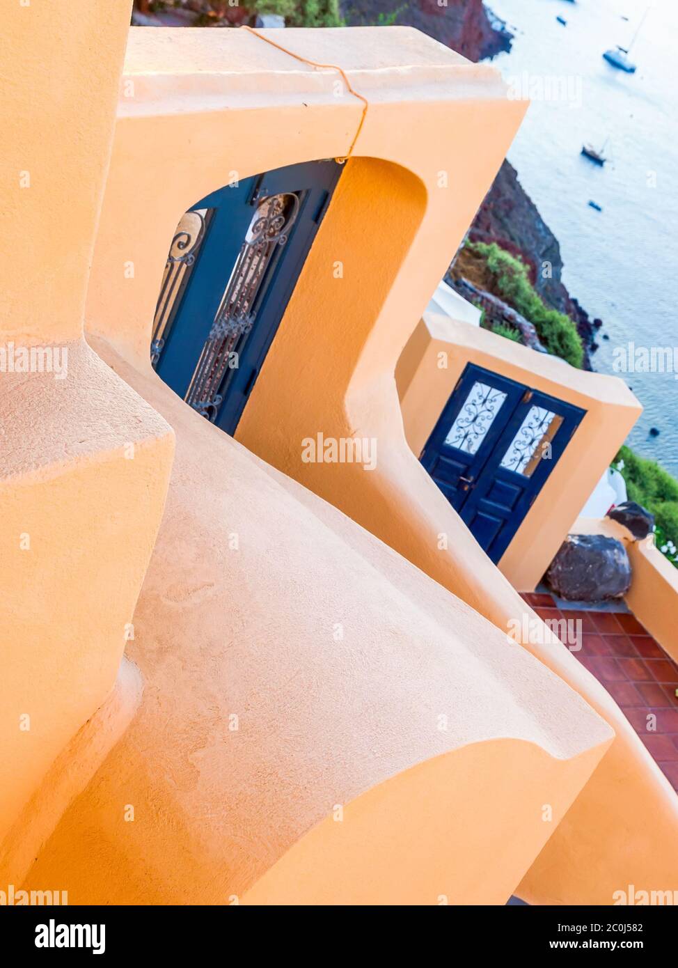 Architektur auf der Insel Santorini, Nahaufnahme von architektonischen Details, Kykladen, Griechenland Stockfoto