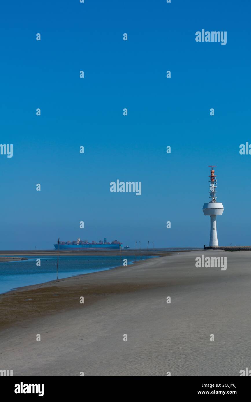 Radarturm auf der Nordseeinsel Neuwerk, Waddensea, UNESCO Weltkulturerbe, Bundesland Hamburg, Deutschland, Europa Stockfoto