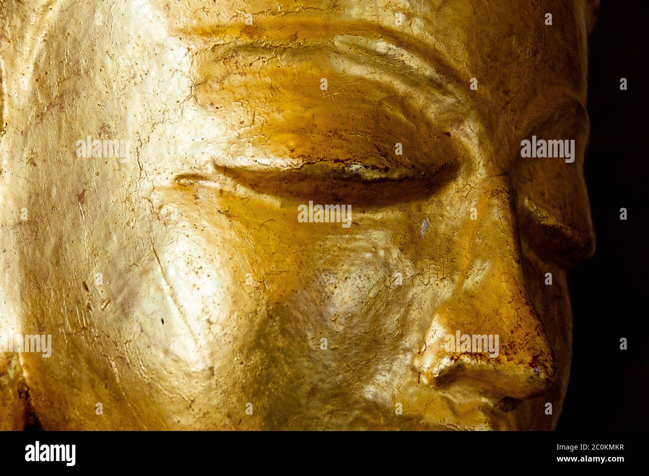 Buddha Gesicht goldene Statue Nahaufnahme Stockfoto