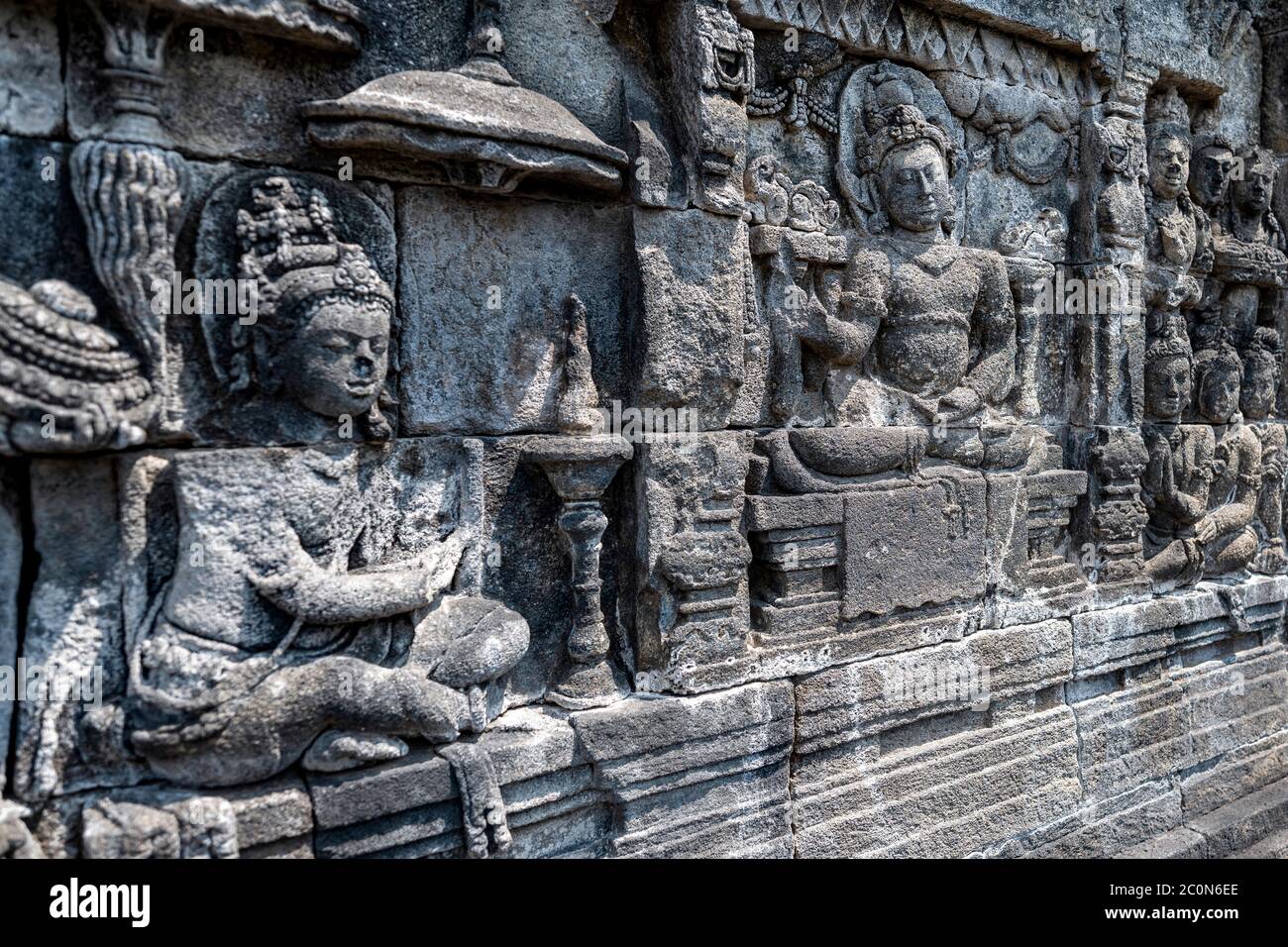 Borobudur Statue, Relief und Stupa Stockfoto