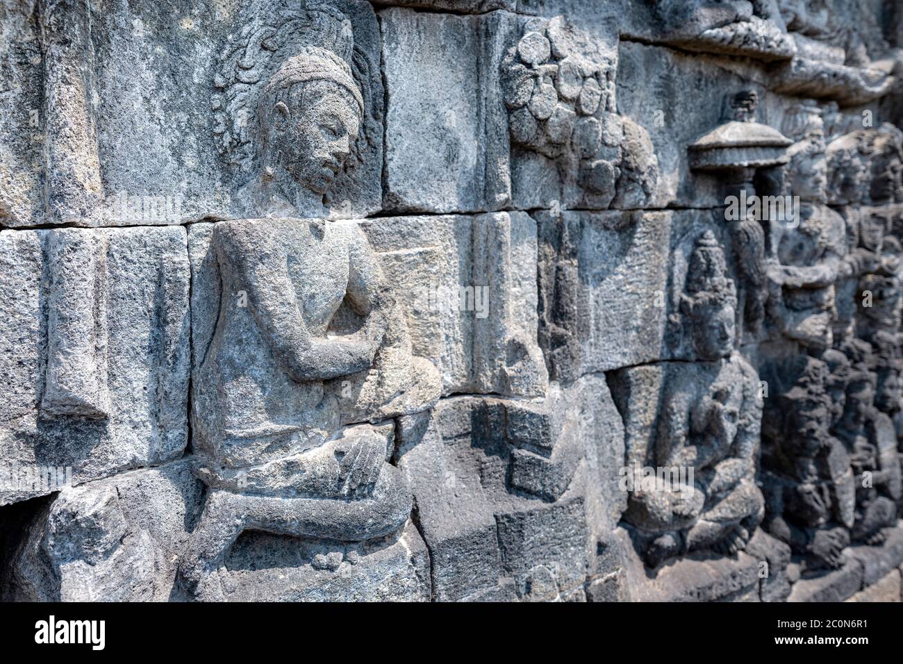 Borobudur Statue, Relief und Stupa Stockfoto