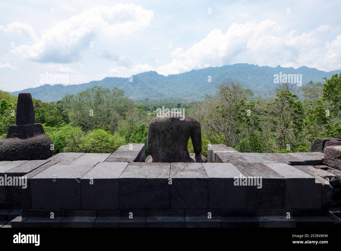 Borobudur Statue, Relief und Stupa Stockfoto