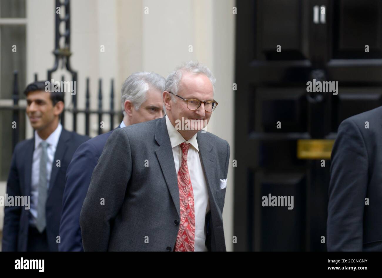 Lord Theodore Agnew (Staatsminister im Kabinett und Schatzamt Ihrer Majestät) in Downing Street vor dem Haushalt, 11. März 2020. Chor Stockfoto