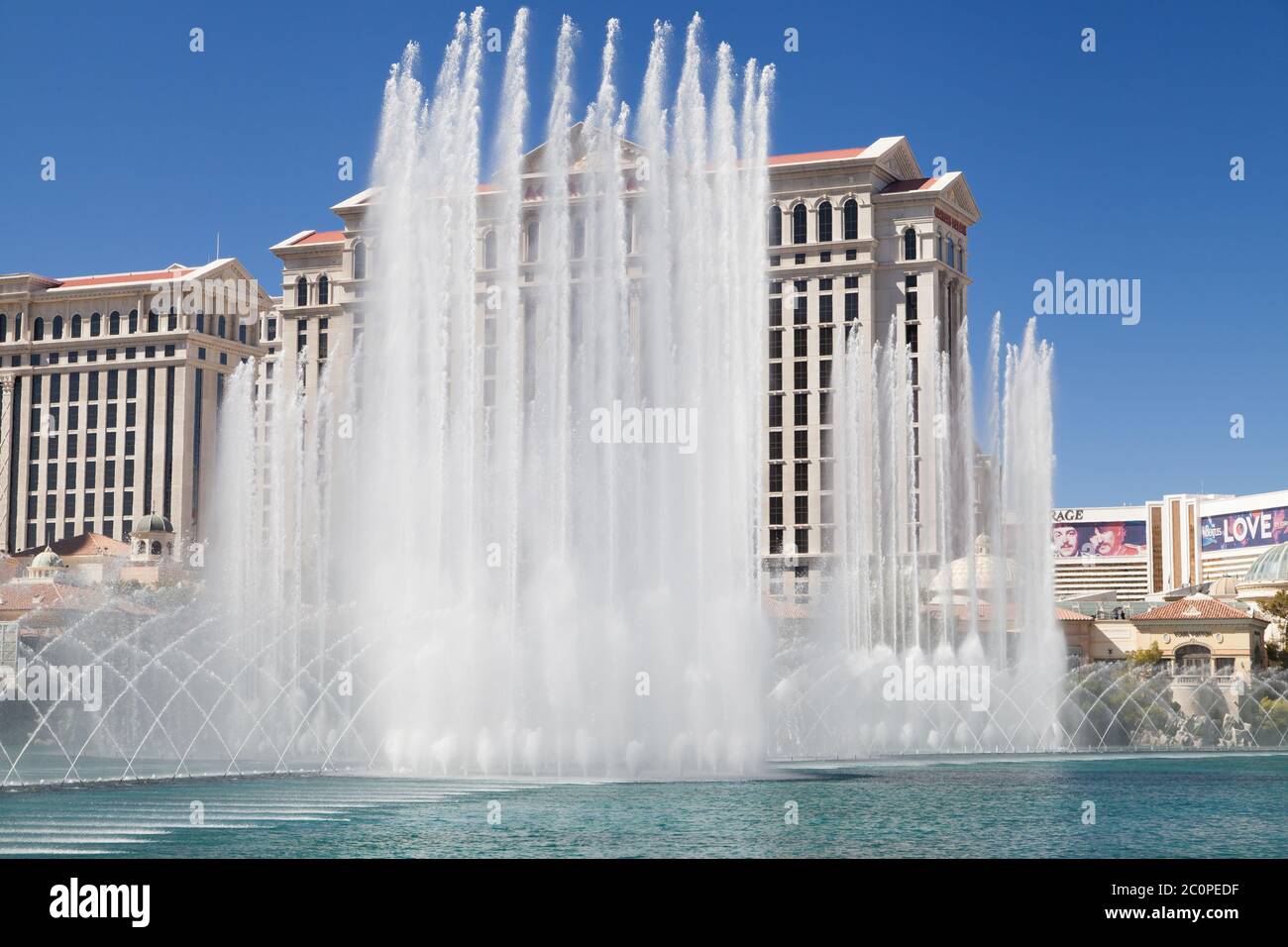 Las Vegas, Nevada - 30. August 2019: Die Springbrunnen des Bellagio während des Tages in Las Vegas, Nevada, USA. Stockfoto