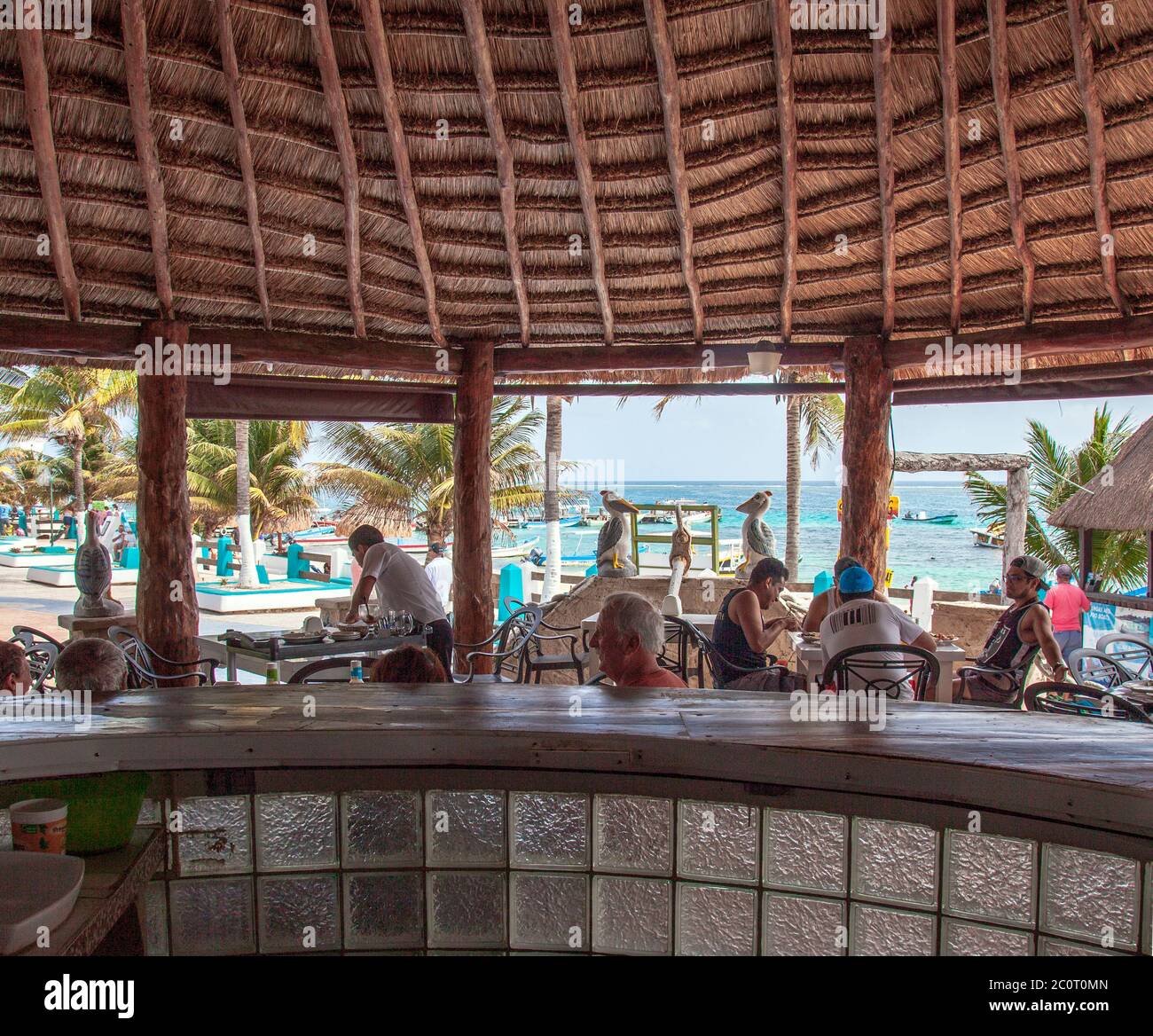 Restaurants Am Wasser, Pelicanos Restaurant, Puerto Morelos, Quintana Roo, Yucatan, Mexiko Stockfoto