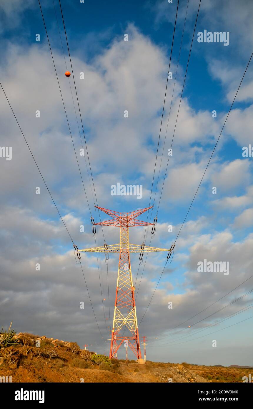 High Voltage Electric Fernmeldeturm Stockfoto