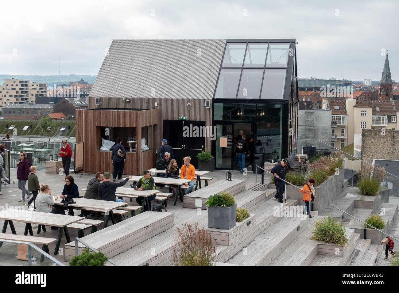 Der Dachgarten Und Aussichtbereich Im Kaufhaus Salling Aarhus Dänemark Stockfoto