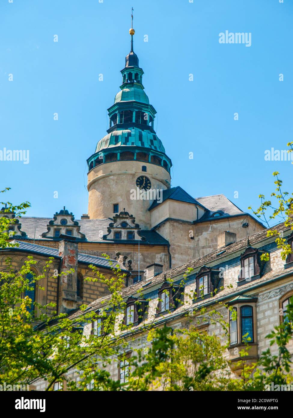 Schöner Turm von Schloss Frydlant in Nordböhmen, Tschechien Stockfoto