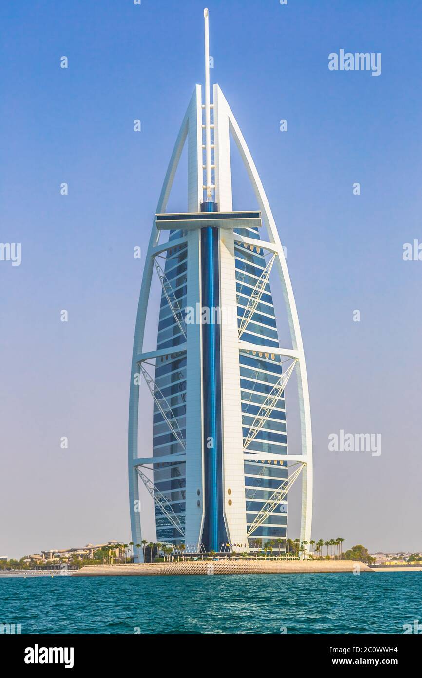 Das Burj Al Arab ist ein 5-Sterne-Luxushotel Stockfoto