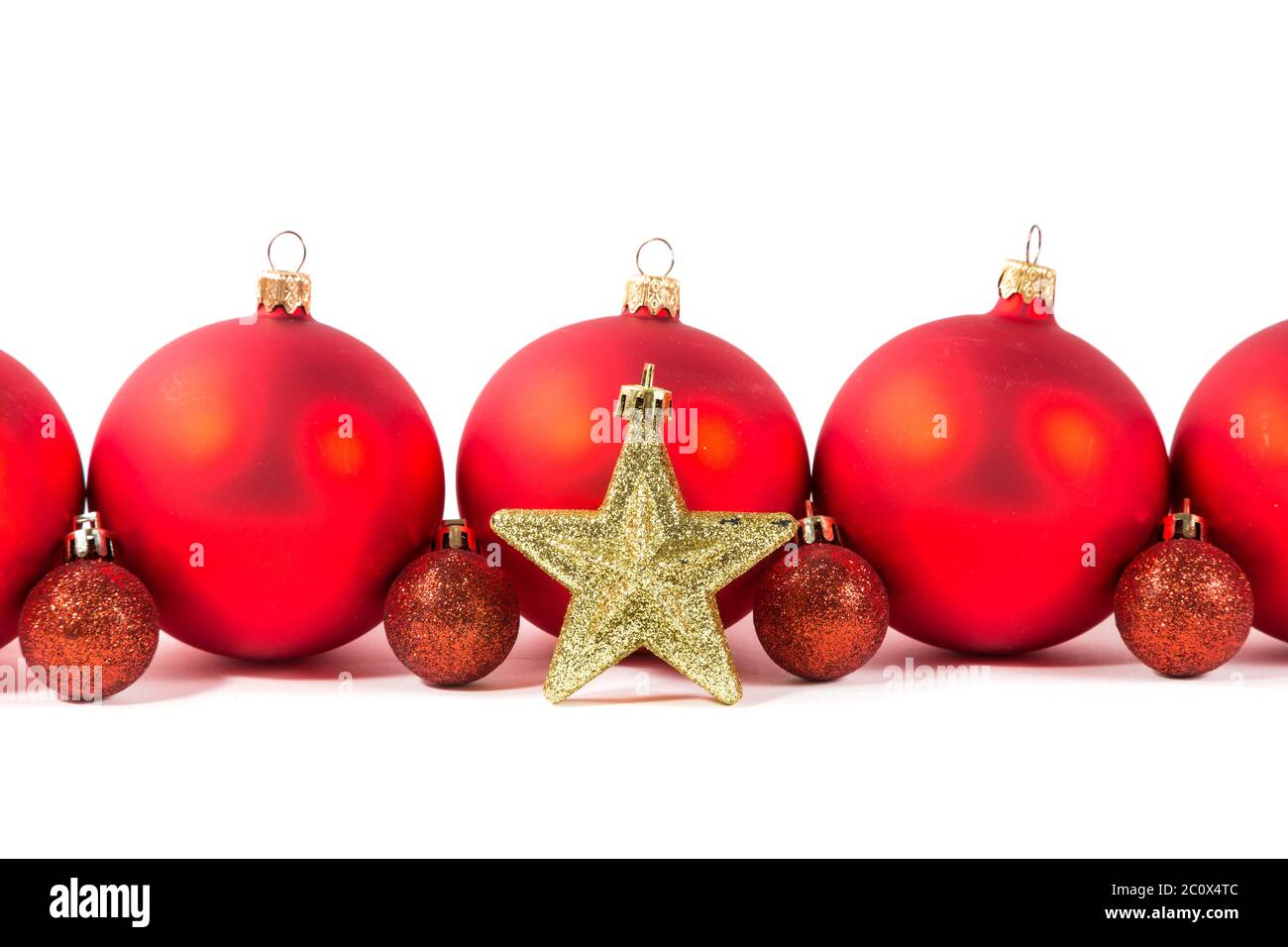 Rote Weihnachtskugel Stockfoto