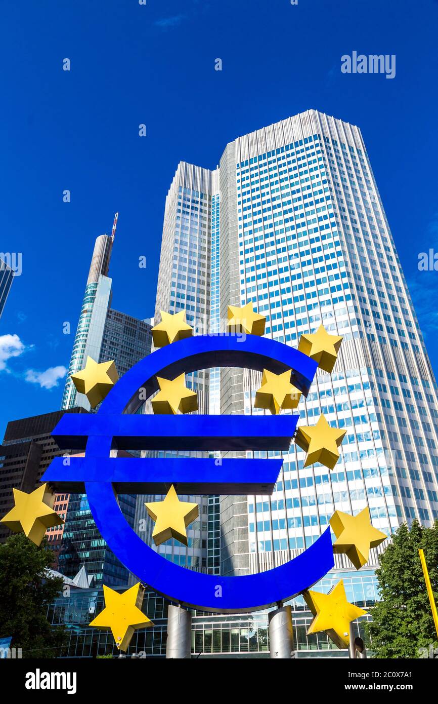 Euro-Zeichen in Frankfurt am Main Stockfoto