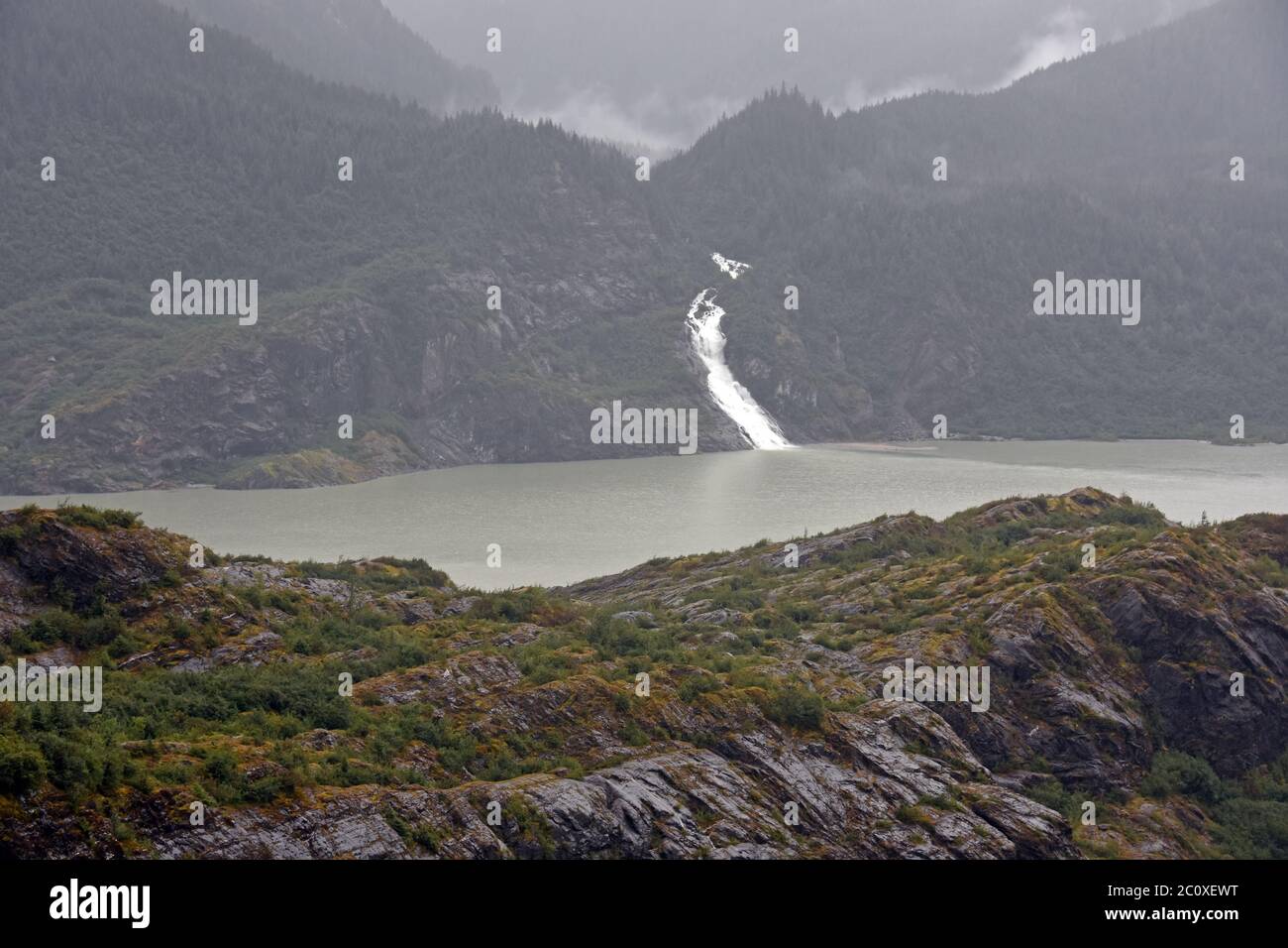 Nugget Falls - Mendenhall See, in der Nähe von Juneau, Alaska Stockfoto