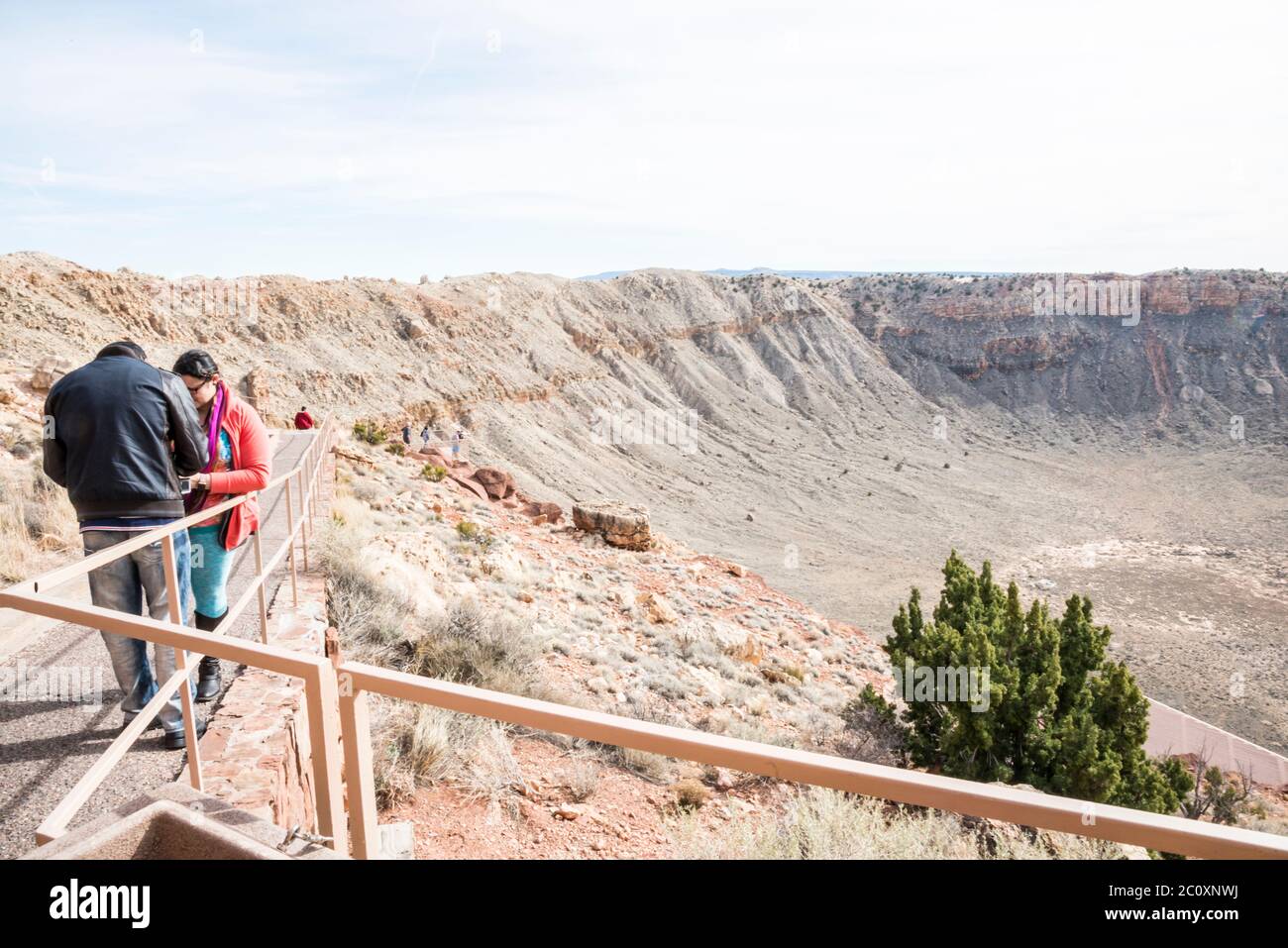 Meteor Crater ist ein Meteoriteneinschlagskrater, etwa 37 Meilen (60 km) östlich von Flagstaff und 18 Meilen (29 km) westlich von Winslow im nördlichen Arizo Stockfoto