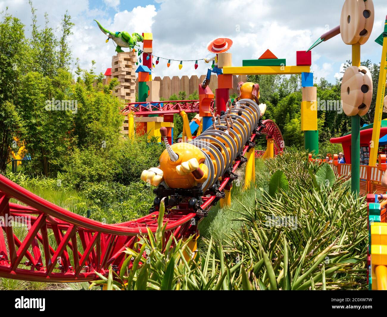 ORLANDO, FLORIDA – 1. Juli 2018 – Slinky Dog Dash in Toy Story Land in Hollywood Studios, Walt Disney World, Eröffnung am 30. Juni 2018. Stockfoto