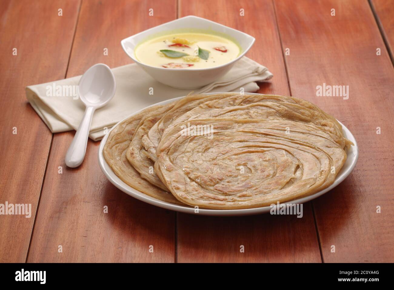 Hausgemachtes Kerala Parotta/Porotta/Paratha/geschichtetes Flachbrot ...