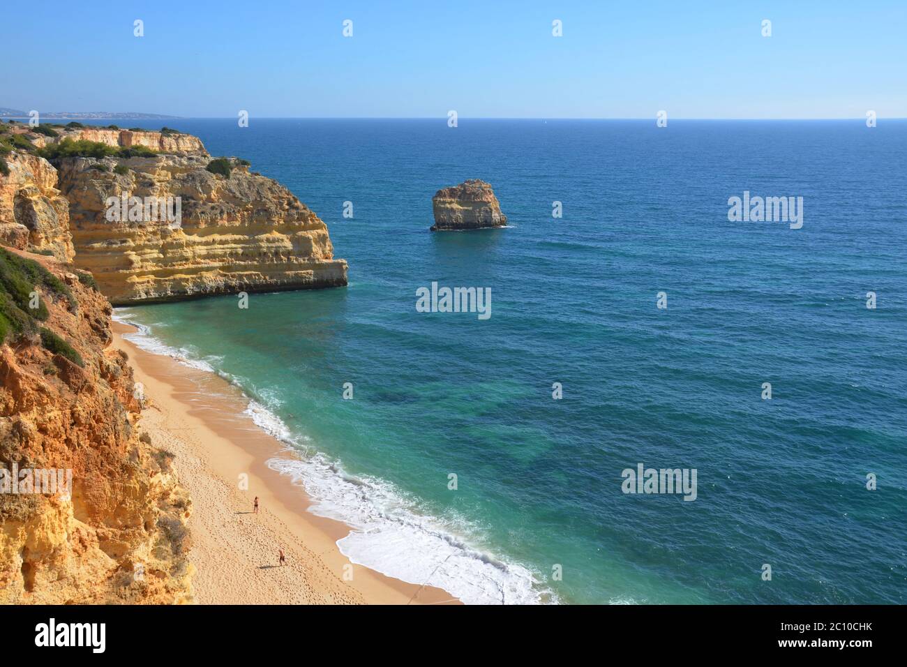 Strand und Klippen, Sieben Hängetäler Route, Algarve, Portugal Stockfoto