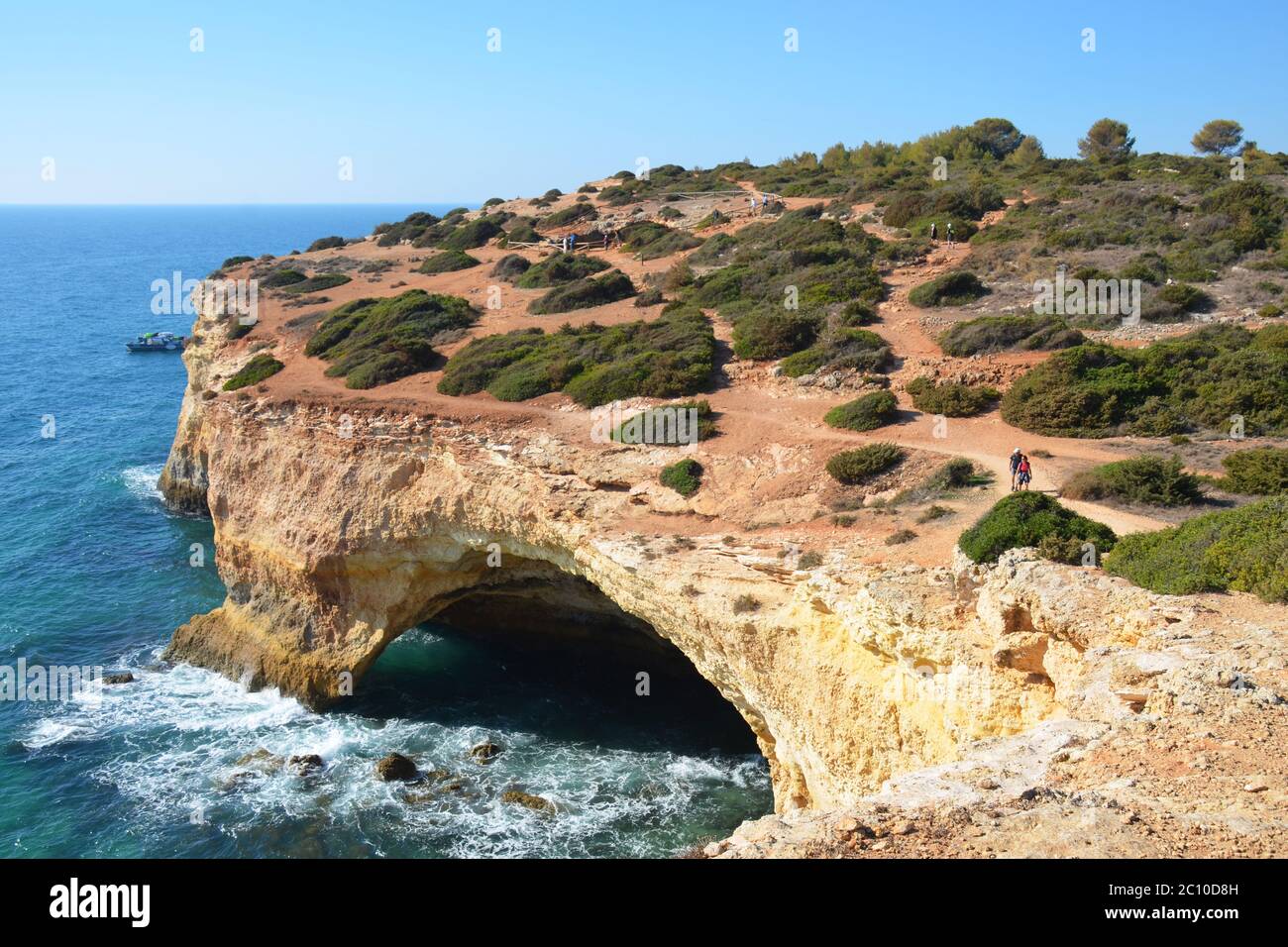 Meereshöhlen, Route der sieben Hängetäler, Algarve, Portugal Stockfoto