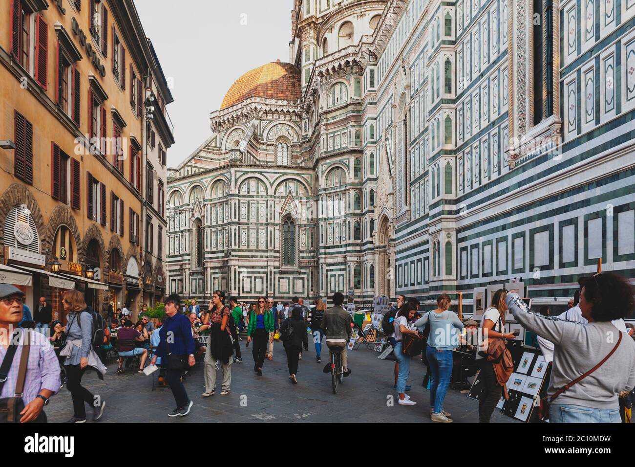 Kathedrale Santa Maria del Fiore, ein touristisches Wahrzeichen in der Altstadt von Florenz, Italien Stockfoto