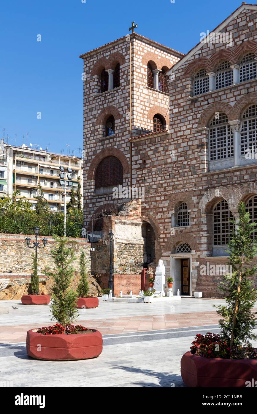 THESSALONIKI, GRIECHENLAND - 22. SEPTEMBER 2019: Byzantinische Kirche des Heiligen Demetrios in Thessaloniki, Zentralmakedonien, Griechenland Stockfoto