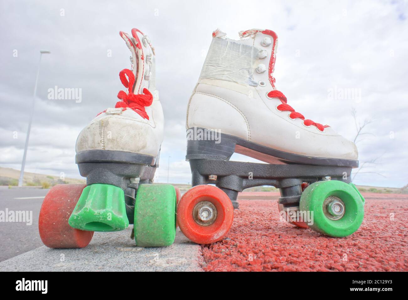 Alte Vintage weiße Skate Boot Stockfoto