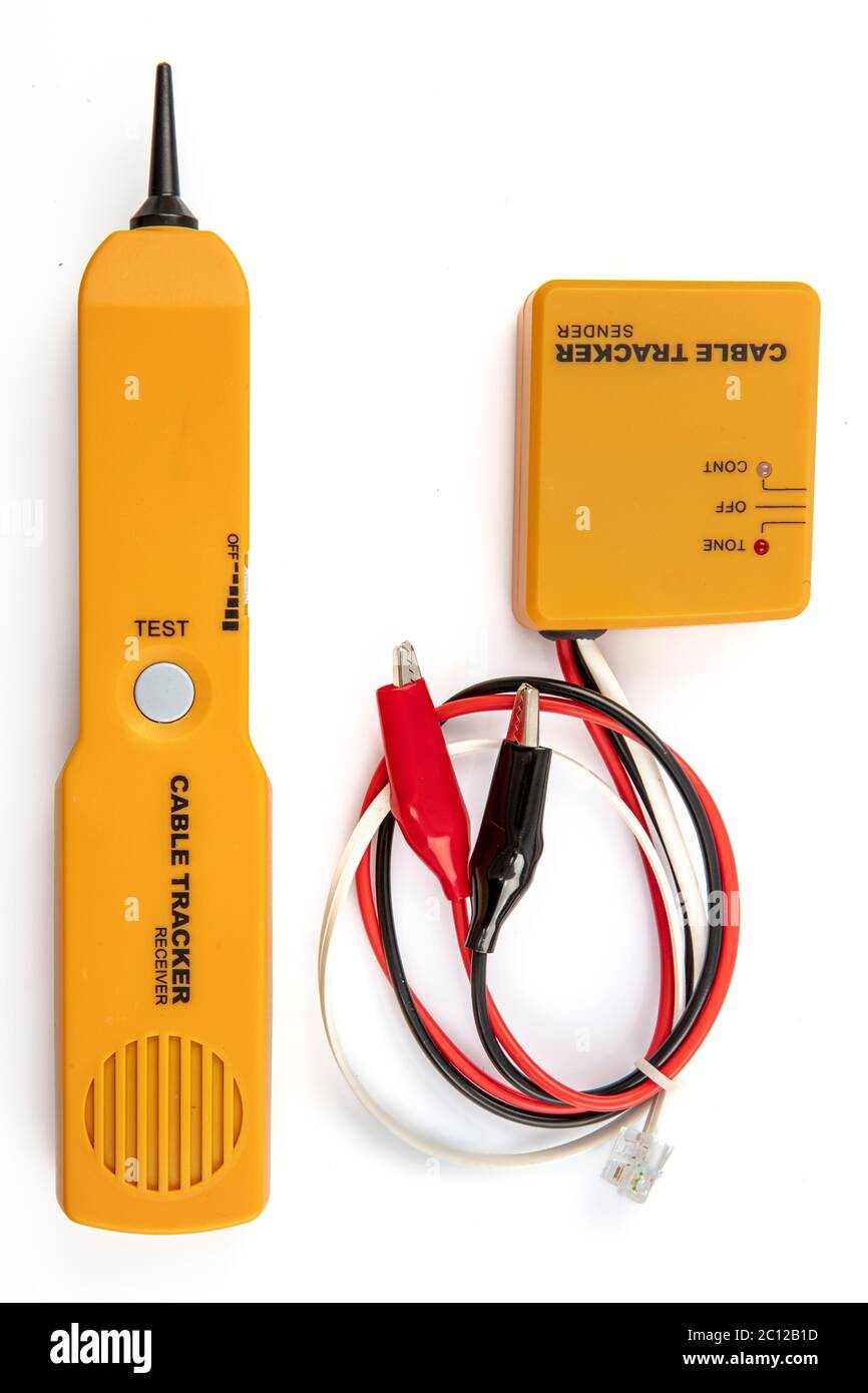 Wire Tracker, Line Finder Kabeltester für Netzwerk LAN Ethernet Kabelkolleierung isoliert auf weißem Hintergrund. Kabelführung Für Tragbares Tragbares Telefon Stockfoto