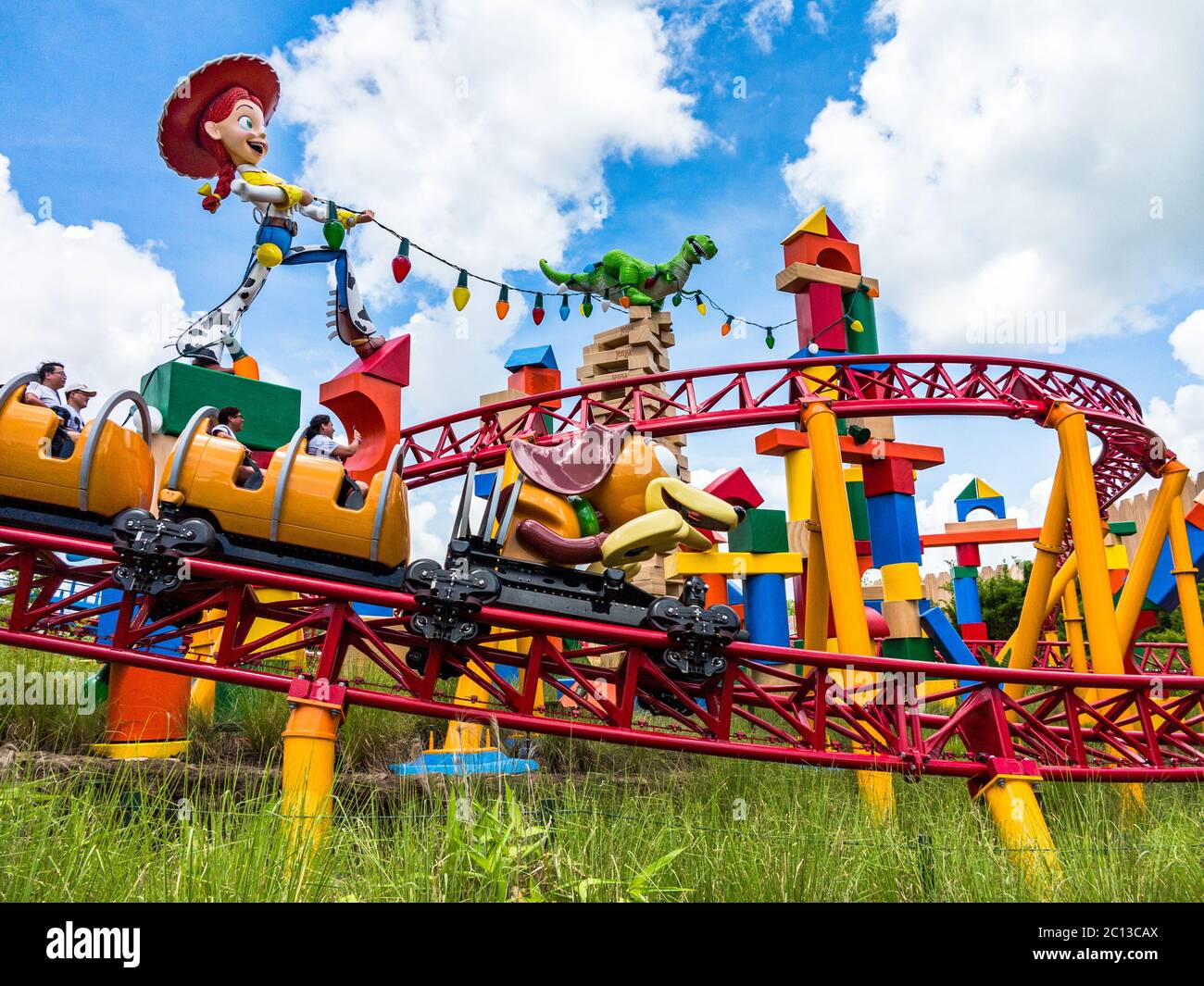 ORLANDO, FLORIDA – 1. Juli 2018 – Slinky Dog Dash in Toy Story Land in Hollywood Studios, Walt Disney World, Eröffnung am 30. Juni 2018. Stockfoto