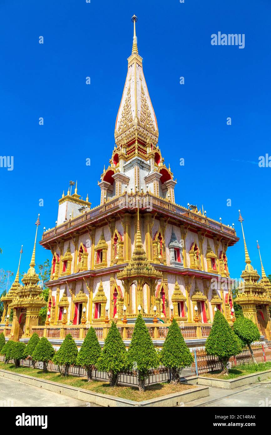 Wat Chalong Tempel in Phuket in Thailand an einem Sommertag Stockfoto