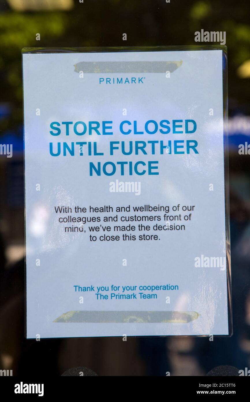 Primark Retail Bekleidungsgeschäft geschlossen wegen Coronavirus Lockdown, Southampton Stockfoto