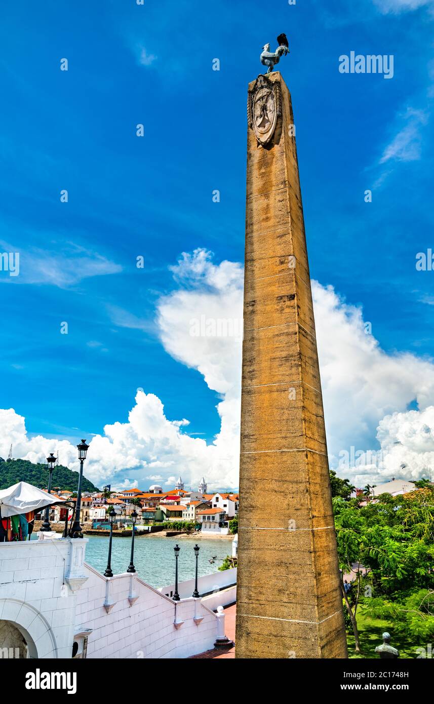 Las Bovedas Obelisk in Casco Viejo, Panama Stockfoto