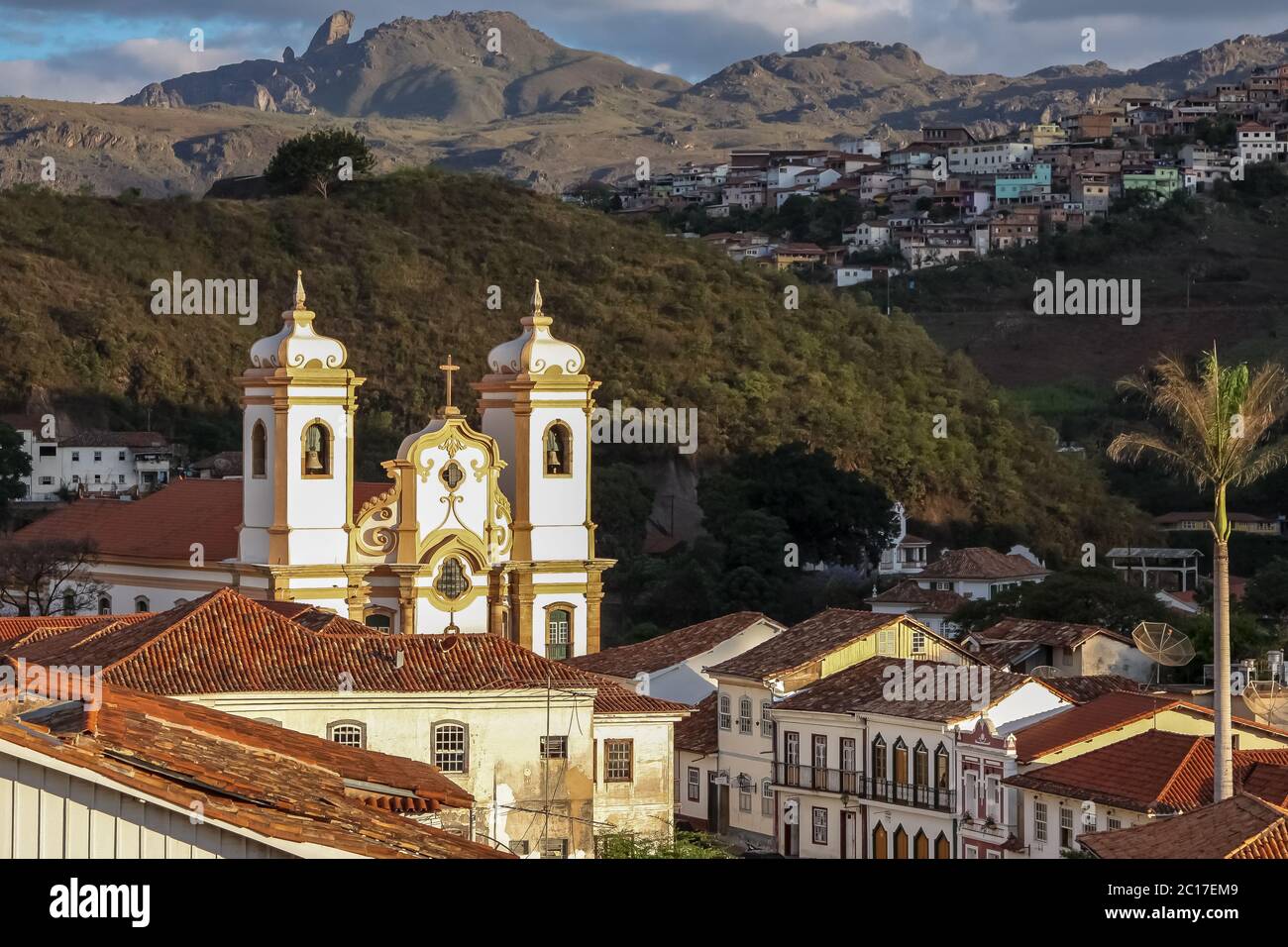 Ansicht der historischen Barockkirche Igreja matriz Nossa Senhora do Pilar, Ouro Preto, UNESCO Welterbe Stockfoto