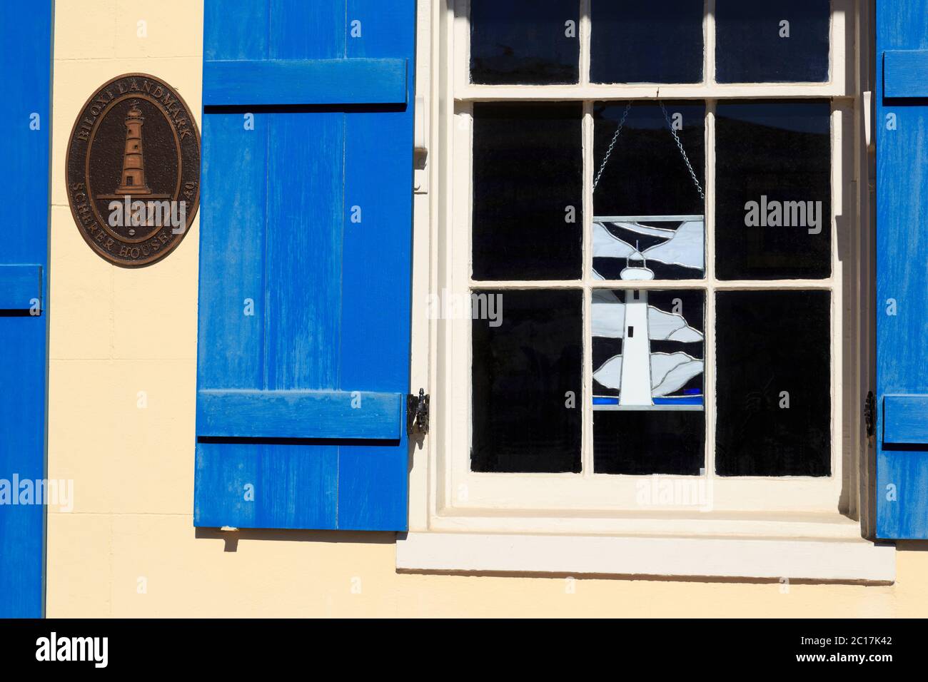 Fenster im Mary Mahoney Walkway Historic District, Biloxi, Mississippi, USA Stockfoto