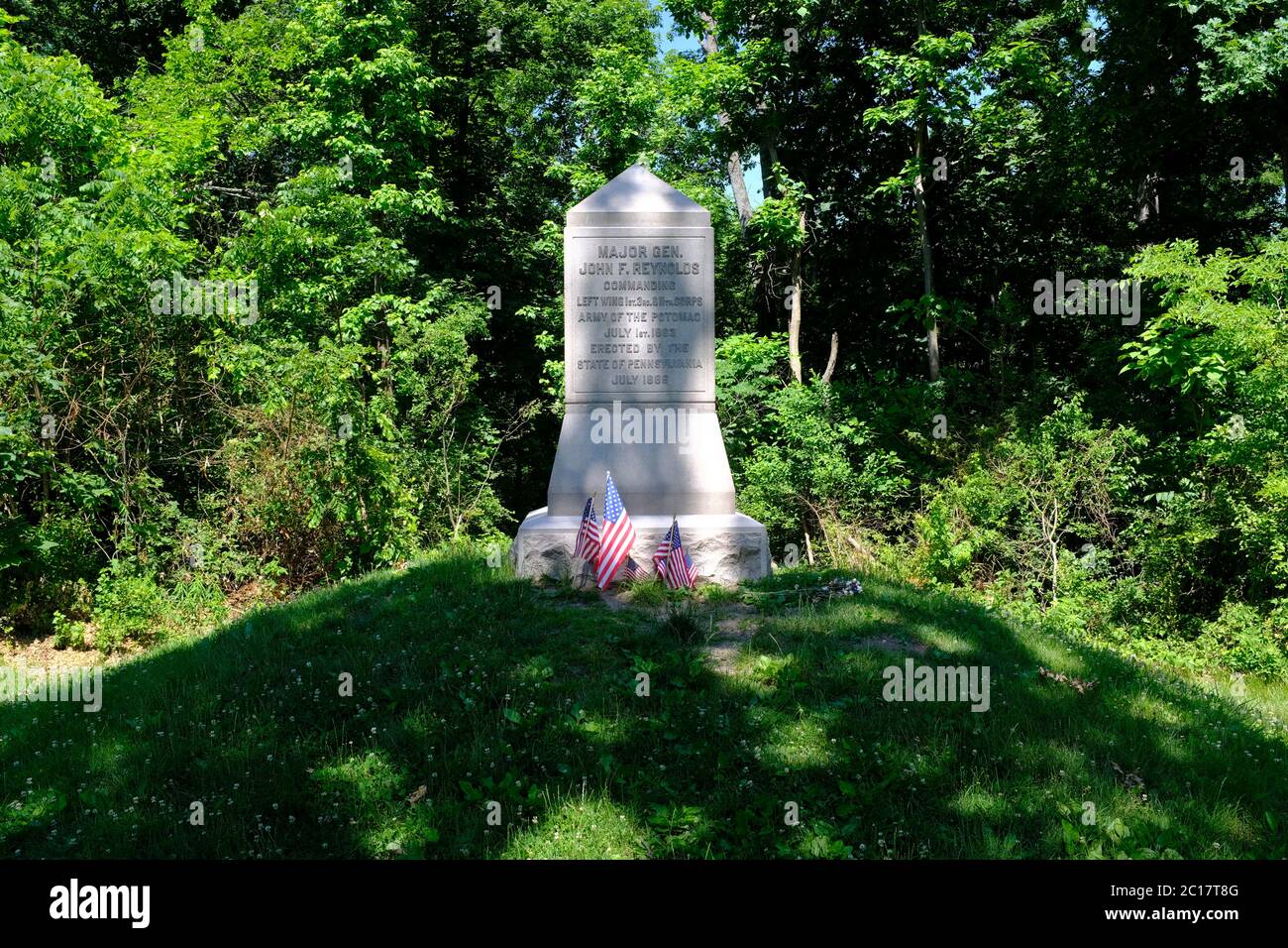 Steinmonument markiert den Ort auf dem Schlachtfeld von Gettysburg, Pennsylvania, wo der Generalmajor des Bürgerkriegs John F. Reynolds in der Schlacht getötet wurde Stockfoto