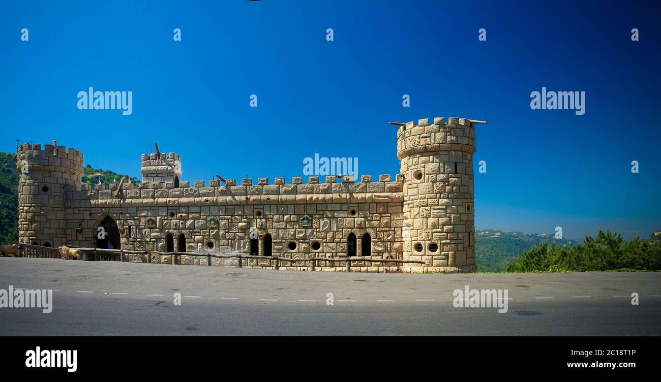 Fassade des Schlosses Moussa in Deir al Qamar, Libanon Stockfoto