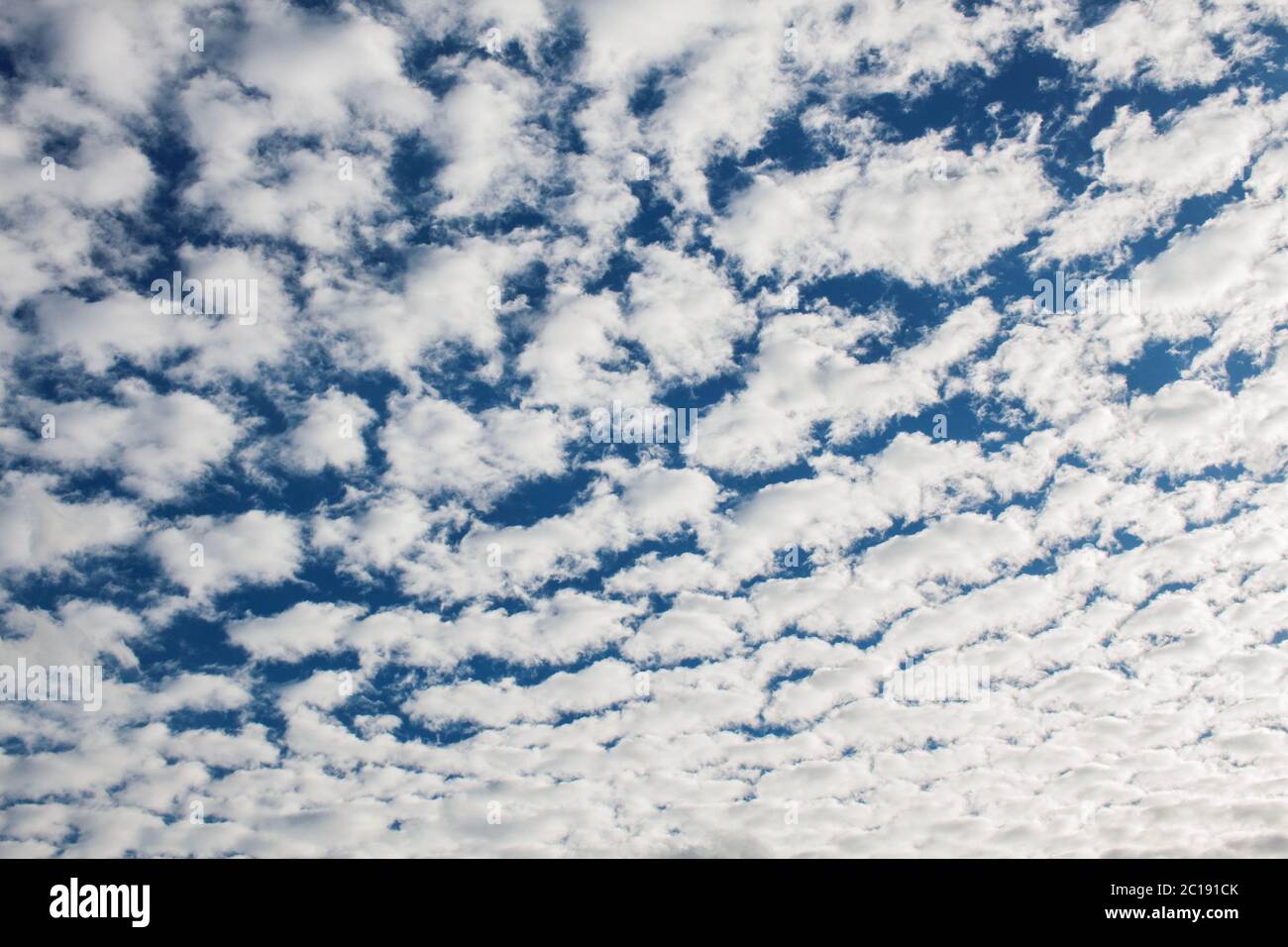 Die Schönheit der Wolken. Stockfoto