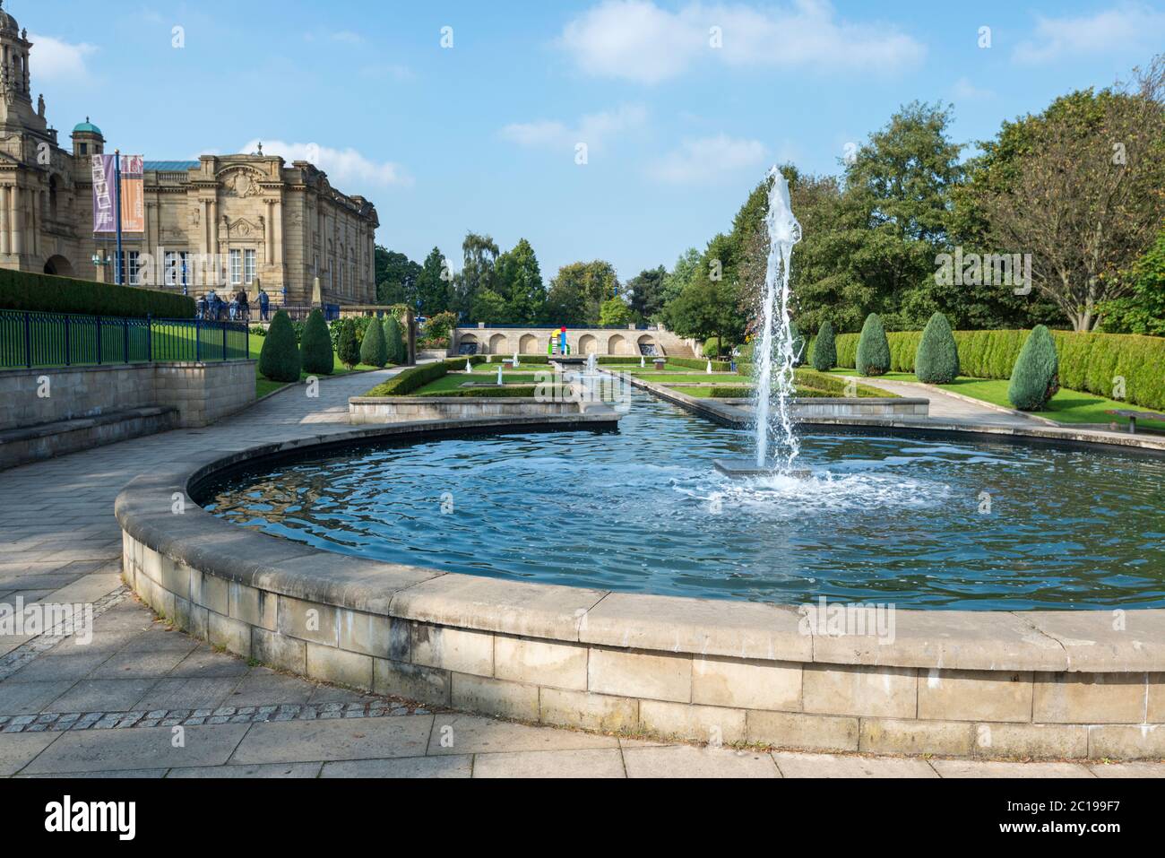Brunnen in den Gärten von Lister Park, Bradford, West Yorkshire Stockfoto