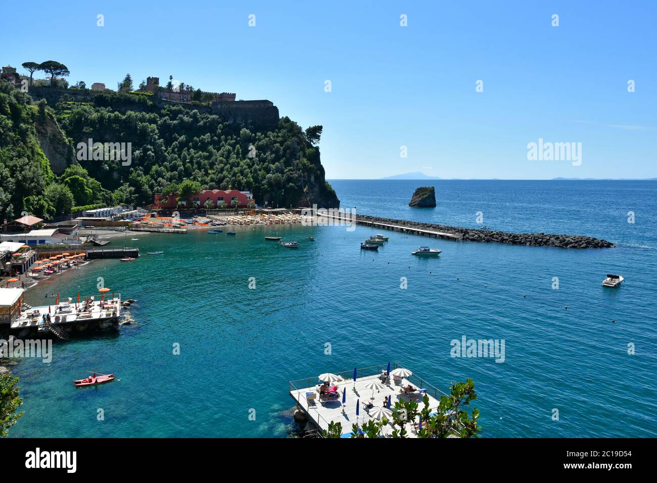 Panoramablick auf den Golf von Neapel von der Stadt Vico Equense Stockfoto