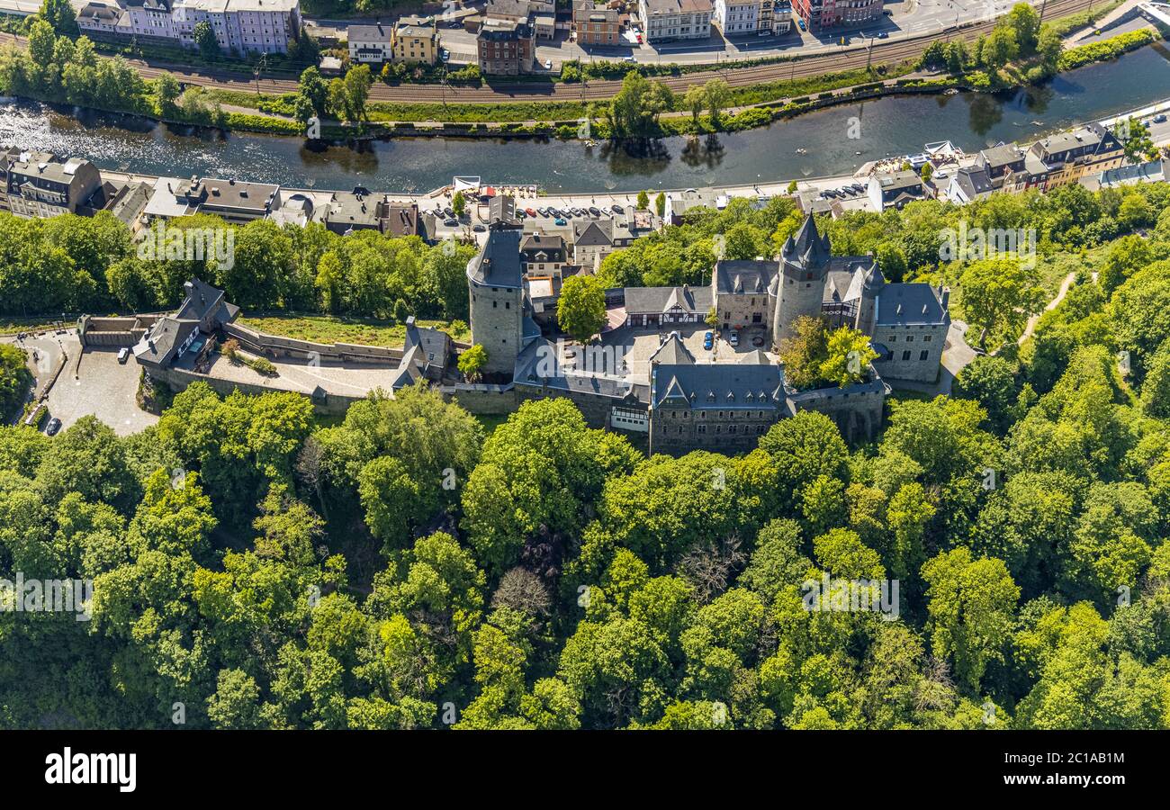 Luftaufnahme, Schloss Altena, Fritz-Thomee-Straße, Lenne, Altena, Sauerland, Märkischer Kreis, Nordrhein-Westfalen, Deutschland, Architektur Stockfoto