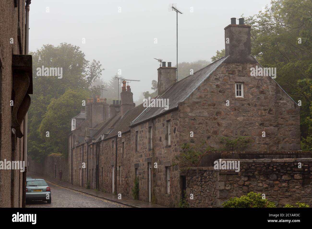 Blick auf College Bounds in der University of Aberdeen im Nebel, Schottland Stockfoto